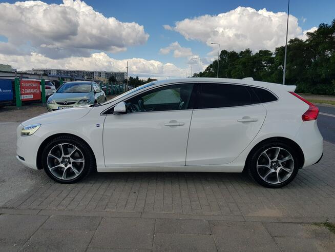 Volvo V40 2,0 D3 Automat Ocean Race Salon Polska Navi Skóry Zarejestr. Gwarancja