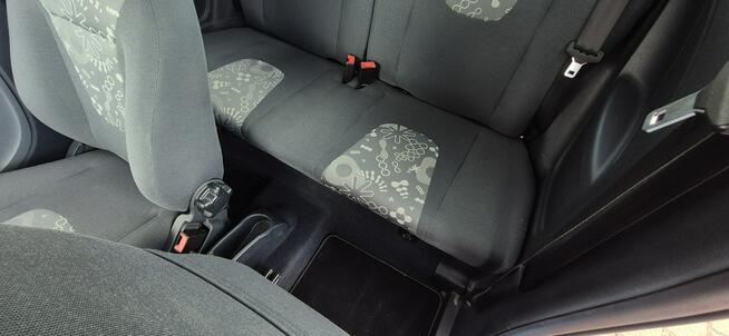 Ford KA GRZANE FOTELE