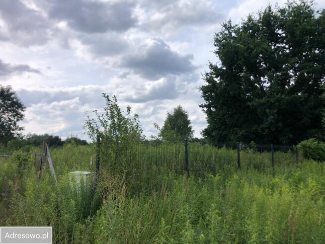 Działka budowlana 865m2 – Świetna lokalizacja