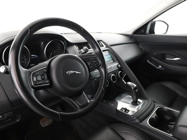 Jaguar E-Pace 4x4, automat, navi, kamera, skóra, el.fotele, led