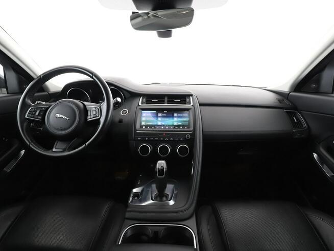 Jaguar E-Pace 4x4, automat, navi, kamera, skóra, el.fotele, led