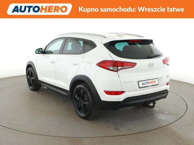 Hyundai Tucson 4x4 177KM navi grzane fotele hak kamera tempomat