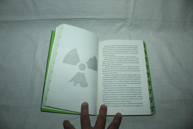 Emisariusz Powieść z Uniwersum Chernobylite Robert J. Szmidt