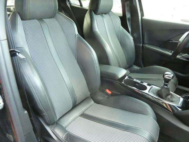 Peugeot 2008 GT-Line*1.2 Benzyna 131 Ps*Navi*Kamera*Grzana Półskóra*Asystenty*2xPDC