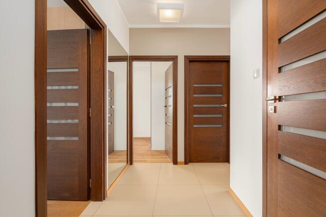 REZERWACJA Elegancki apartament na Jana Kazimierza +3 miejsca parkingowe +komórka