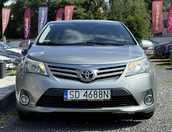 Toyota Avensis Salon Polska Bezwypadkowy Stan Bardzo Dobry benzyna gaz