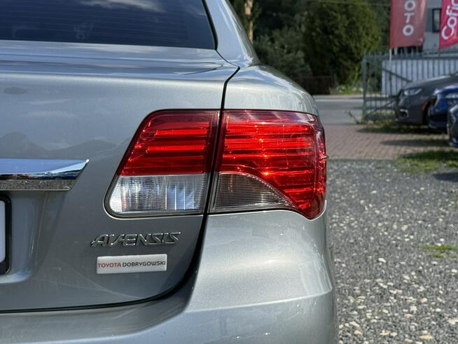 Toyota Avensis Salon Polska Bezwypadkowy Stan Bardzo Dobry benzyna gaz