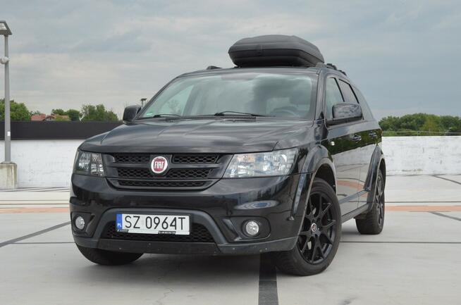 Fiat Freemont 170 KM aut. Black Code 4x4/ Skóra/ Navi PL/ Kamera/ Grzania/ Hak
