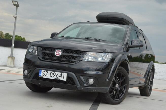 Fiat Freemont 170 KM aut. Black Code 4x4/ Skóra/ Navi PL/ Kamera/ Grzania/ Hak