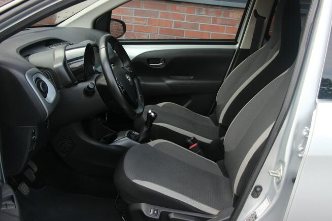 Toyota Aygo Navi*Klimatronik*GrzaneFotele*Kamera*Esp*Led*BT*Alu*Android*GwarVGS