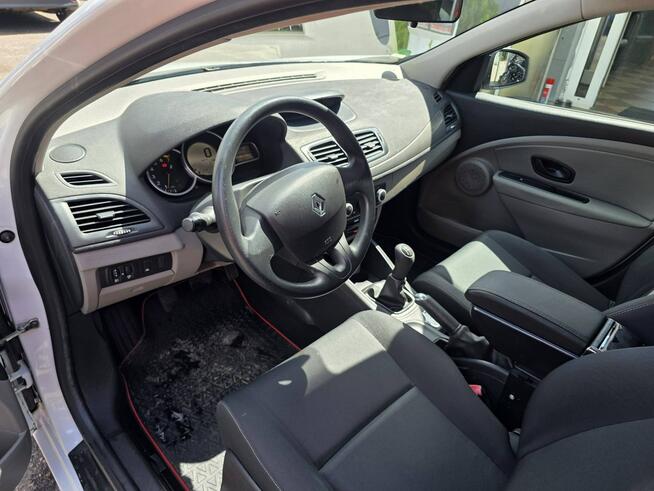Renault Megane 1.6 Benzyna 100 KM, Alufelgi, Klimatyzacja, Bluetooth, USB, AUX