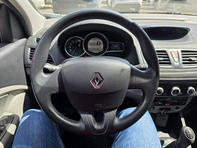 Renault Megane 1.6 Benzyna 100 KM, Alufelgi, Klimatyzacja, Bluetooth, USB, AUX