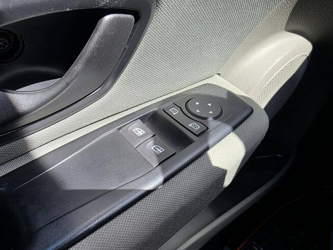 Renault Megane 1.6 Benzyna 100 KM, Alufelgi, Klimatyzacja, Bluetooth, USB, AUX