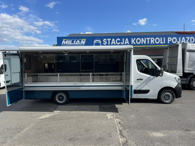 Renault Master Autosklep wędlin Sklep Gastronomiczny Food Truck Foodtruck Borco2021