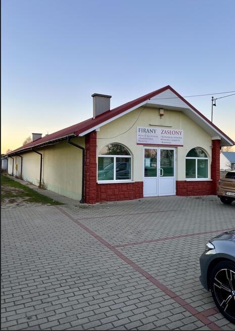 Budynek handlowo-usługowy z działką 75a Łętownia