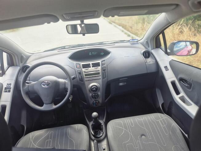 Toyota Yaris 2010rok!LIFT!1.0 VTT-i!5 Dzwiowy!Klimatyzacja!