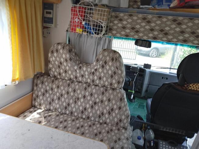 kamper w dobrym stanie bez zacieków i nie zależnym