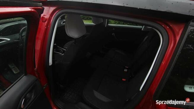 Peugeot 2008 I 1.2 I, 9 lat w jednych rękach