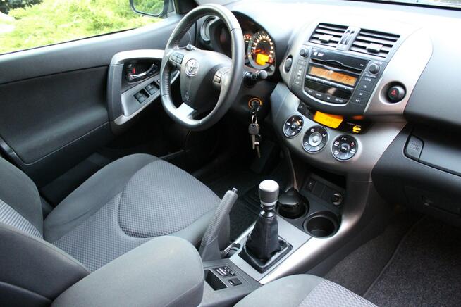 Toyota RAV-4 Benzyna 158 KM Przebieg 120 tys km Opłacony