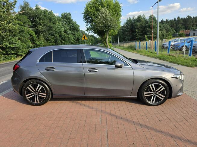 Mercedes A180 1,3 benzyna automat bardzo niski przebieg 13 tyś km !