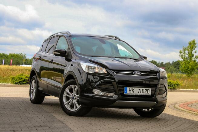 Ford Kuga 180KM 4x4 Park Assist Nawigacja Pół Skóry Podgrzewane Fotele TITANIUM