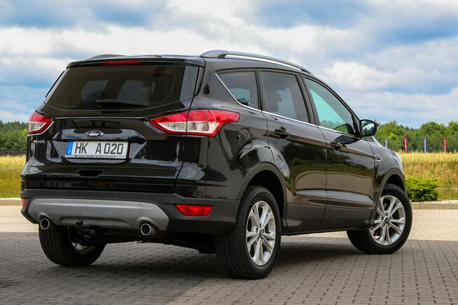 Ford Kuga 180KM 4x4 Park Assist Nawigacja Pół Skóry Podgrzewane Fotele TITANIUM