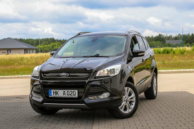 Ford Kuga 180KM 4x4 Park Assist Nawigacja Pół Skóry Podgrzewane Fotele TITANIUM