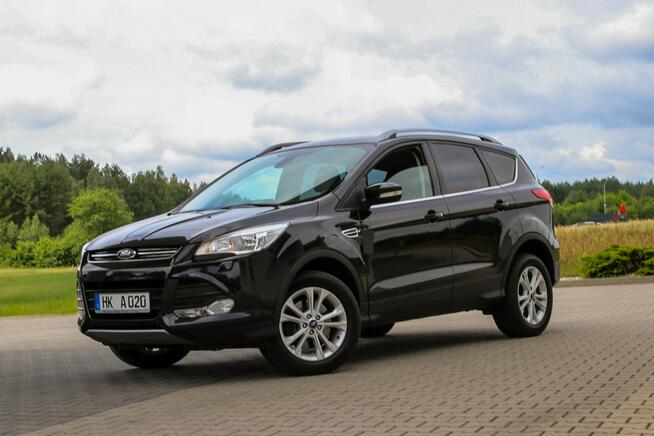 Ford Kuga 180KM 4x4 Park Assist Nawigacja Pół Skóry Podgrzewane Fotele TITANIUM