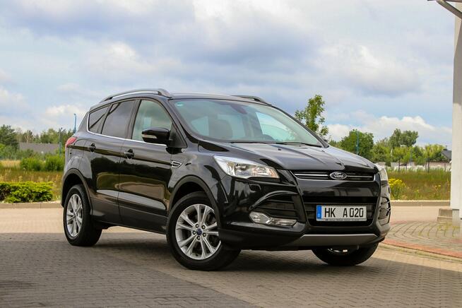 Ford Kuga 180KM 4x4 Park Assist Nawigacja Pół Skóry Podgrzewane Fotele TITANIUM