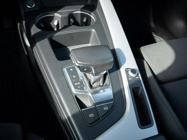 Audi A4 DW5VY66#35 TDI mHEV S tronic Podgrz.f Ambient Masaże Salon PL VAT23%
