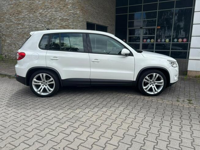 Volkswagen Tiguan *BDB stan*Bogate Wyposażenie*Alu 19 cali*
