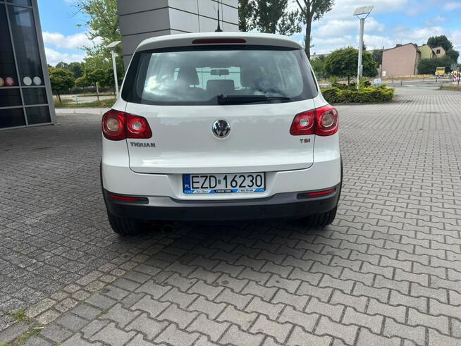 Volkswagen Tiguan *BDB stan*Bogate Wyposażenie*Alu 19 cali*
