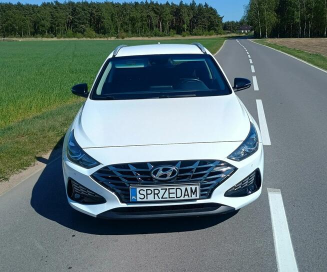 Hyundai i30 Rodzinne kombi Automatyczna skrzynia biegów Bogate wyposażenie