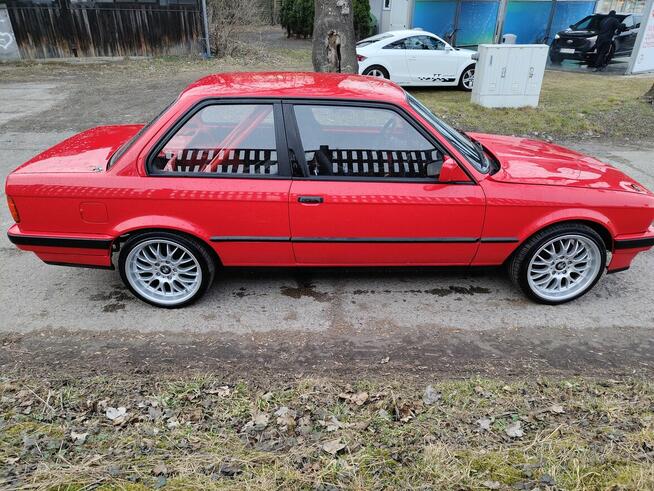BMW E30 325i SWAP