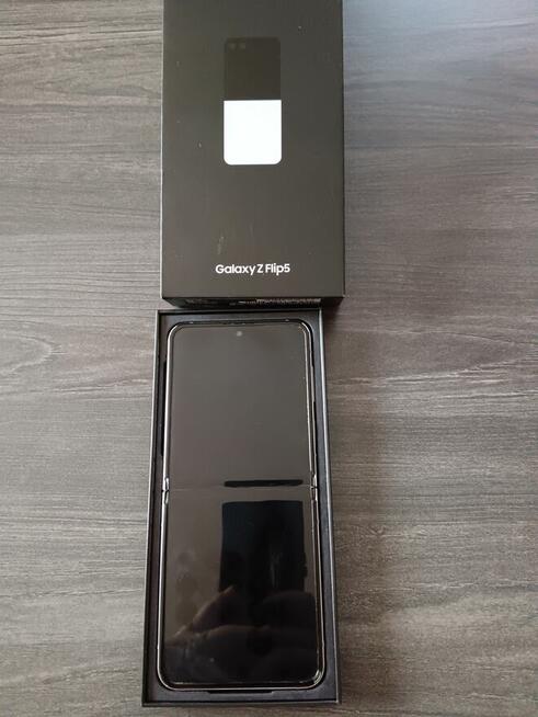 Samsung Galaxy Z Flip 5