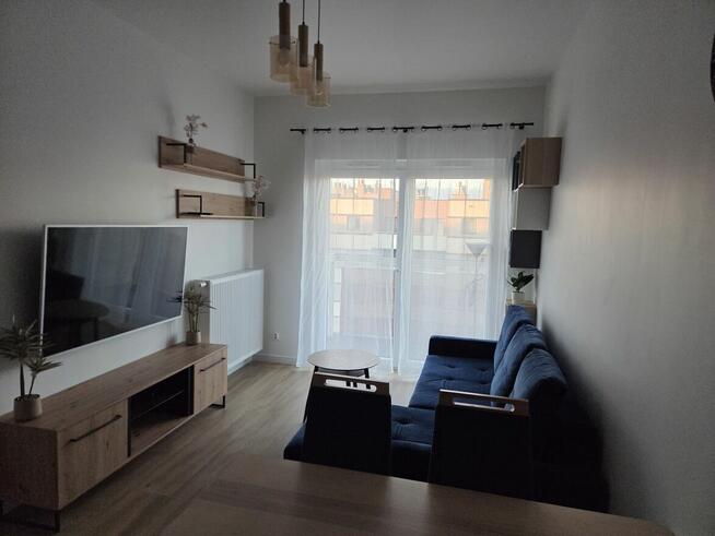 Zadbane mieszkanie 2 pok, ul.Wichrowa – balkon, garaż i siło