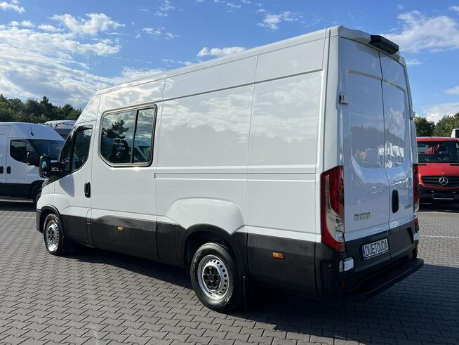 Iveco Daily 35S18 Brygadówka DOKA 7-osób Furgon l3H2 (Sprinter, Crafter, Master) Okazja