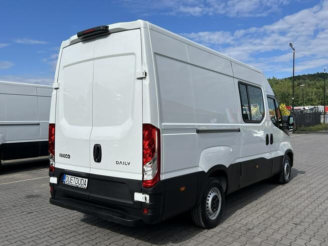 Iveco Daily 35S18 Brygadówka DOKA 7-osób Furgon l3H2 (Sprinter, Crafter, Master) Okazja