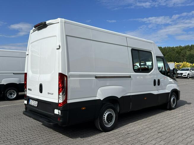 Iveco Daily 35S18 Brygadówka DOKA 7-osób Furgon l3H2 (Sprinter, Crafter, Master) Okazja
