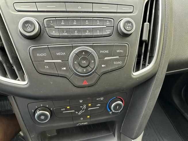 Ford Focus Po liftingu, niski przebieg, tempomat, klimatyzacja, Bluetooth, import