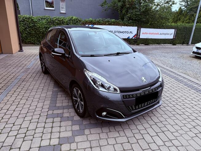 Peugeot 208 1,2 82KM Klimatronik Kamera Panorama
