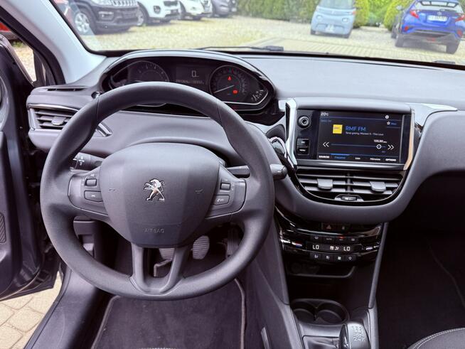Peugeot 208 1,2 82KM Klimatronik Kamera Panorama