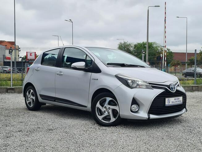 Toyota Yaris HYBRID 63 Tys.Km Kamera Klimatronik Tempomat Halogeny Komputer Alu