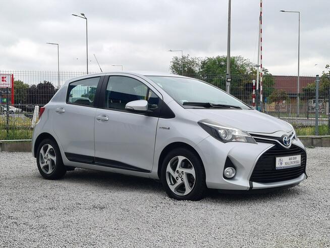 Toyota Yaris HYBRID 63 Tys.Km Kamera Klimatronik Tempomat Halogeny Komputer Alu