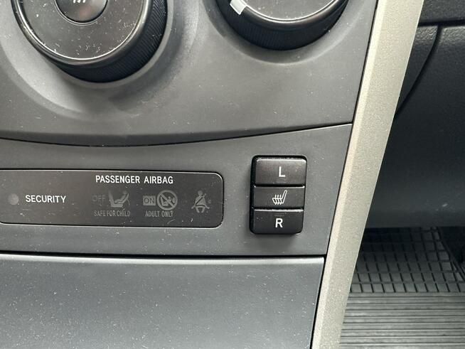 Toyota Corolla 1.6 Benzyna 124KM Niski przebieg