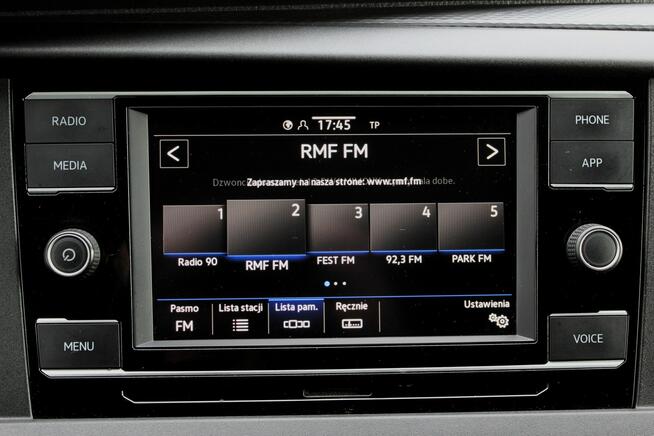 Volkswagen Transporter Długi 150KM Kamera LED Salon PL FV23% Parktronik Android