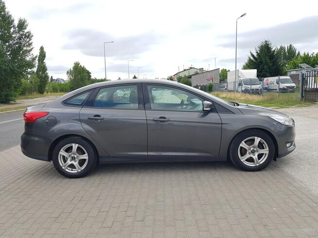 Ford Focus 1,5 TDCi Sedan Salon Polska Klima Zarejestrowany Gwarancja