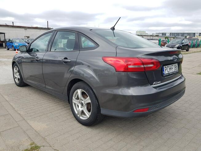 Ford Focus 1,5 TDCi Sedan Salon Polska Klima Zarejestrowany Gwarancja