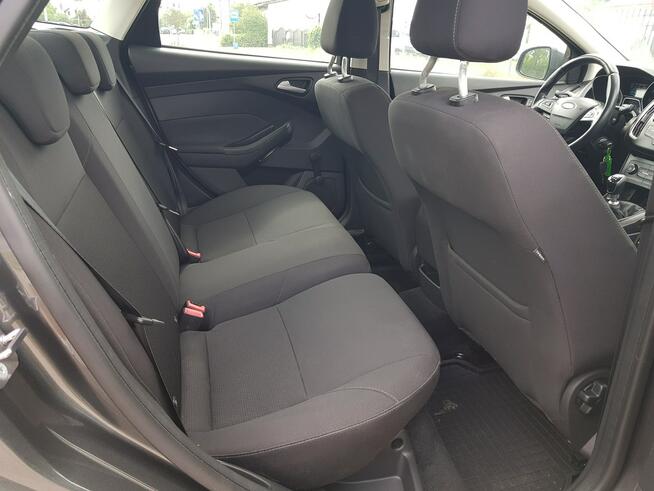 Ford Focus 1,5 TDCi Sedan Salon Polska Klima Zarejestrowany Gwarancja