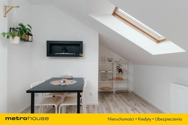 Segment 105 m² w Markach, 3-poziomowy, umeblowany